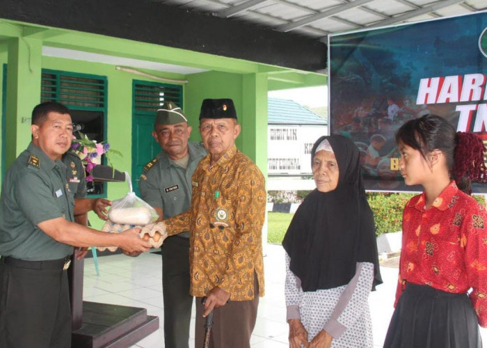 Semangat Hari Juang TNI AD, Kodim 0423 Bengkulu Utara Berikan Santunan Veteran, Warakauri dan Anak Yatim Piatu