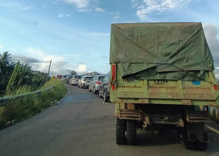 Ini Jalan Alternatif Agar Terhindar Kemacetan Panjang di Pondok Kelapa 