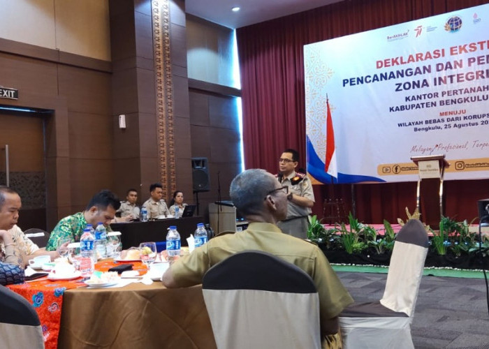 Bangun Zona Integritas, Kantah BU Siap Disanksi