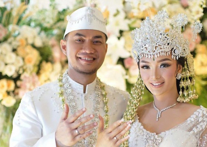 Selain Mantan Kades, Sederet Artis Tanah Air Ini Pernah Nikah Siri