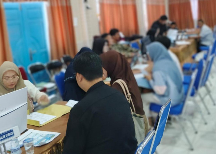 Aplikasi SPMB Sulitkan Masyarakat Lakukan Pendaftaran Mandiri