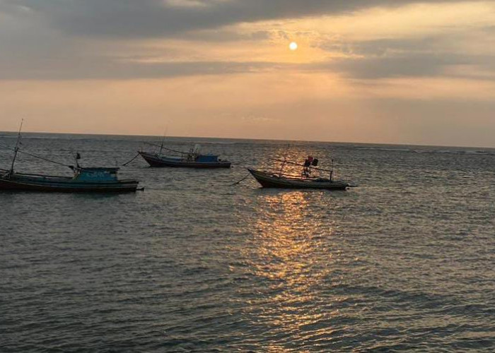 Liburan Tiba! Ini 4 Alasan Kenapa Kamu Harus Mengunjungi Pantai Malabero Bengkulu