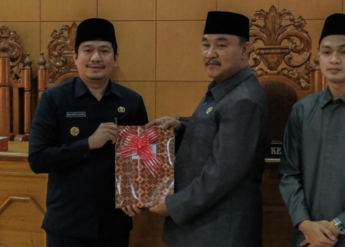 Susun Perangkat Daerah, DPRD Bengkulu Utara Sampaikan Nota Pengantar Raperda Lewat Paripurna 