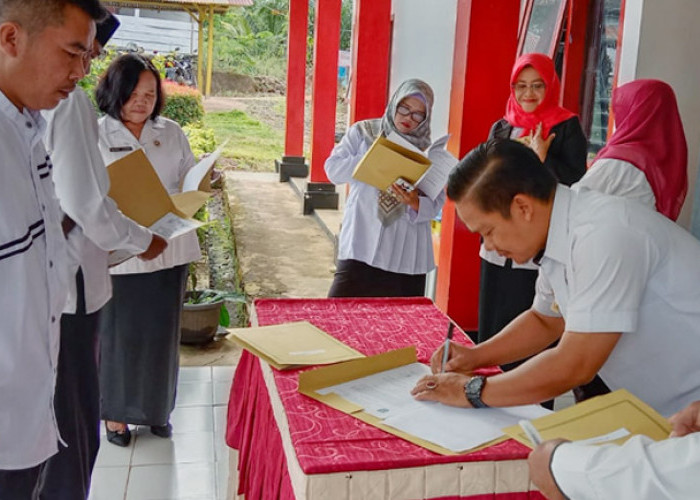 Komitmen Kerja Profesional, ASN Kecamatan Padang Jaya Teken Pakta Integritas 