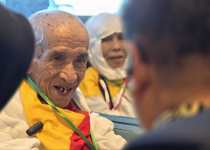 Salim, Jamaah Haji Berusia 101 Tahun Ini Masih Mampu Tawaf dan Sai Tanpa Kursi Roda 