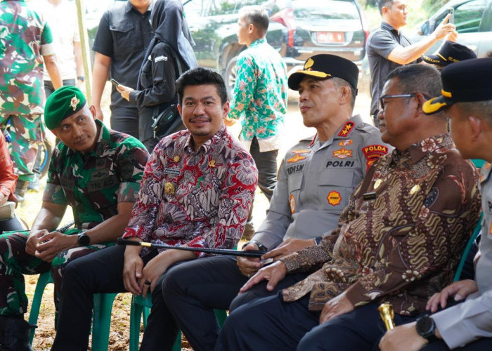 Polda Bengkulu Bedah Rumah Warga, Bupati Arie: Wujud Sinergi Polri Untuk Kurangi Beban Masyarakat 