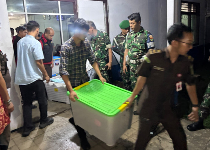 BREAKING NEWS! Kejari Bengkulu Utara Geledah Kantor PDAM Tirta Ratu Samban