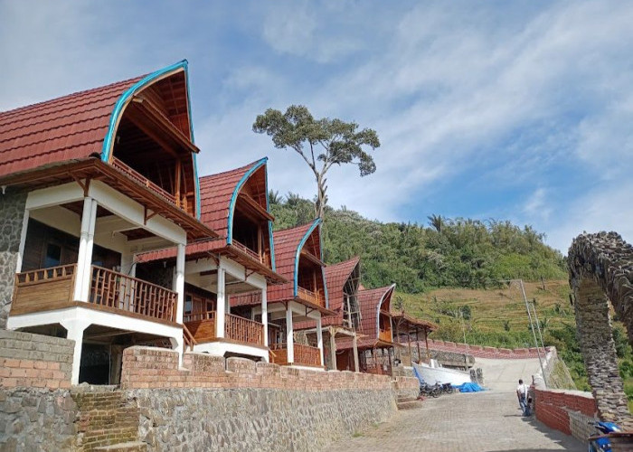 Xiao Lake, Villa dengan Pemandangan Tepi Danau Mas Harun Bastari di Rejang Lebong Bengkulu  