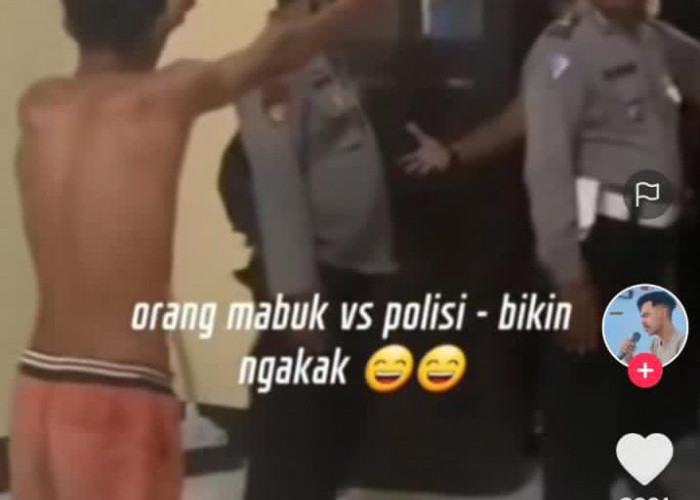 Viral! Pria Mabuk Ini Berbekal Senjata Ajak Duel Polisi, Endingnya!! 