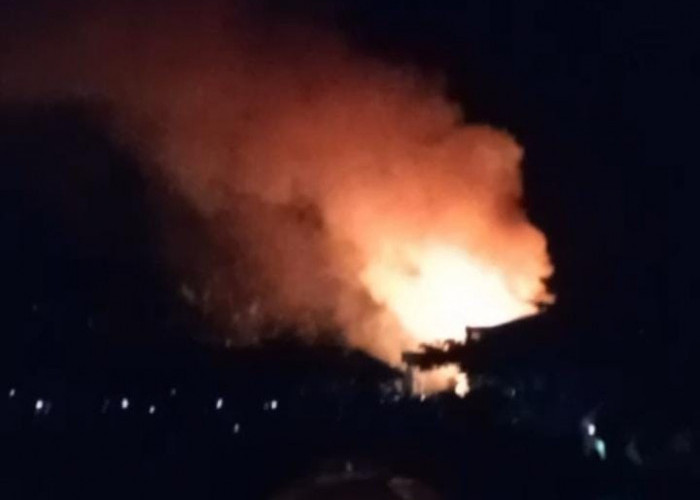 Breaking News!! Gedung SMKN 05 Bengkulu Utara di Ketahun Kebakaran