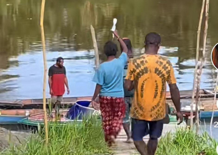 Viral, Bidan di Papua Tempuh Belasan Jam di Sungai untuk Bantu Ibu Melahirkan