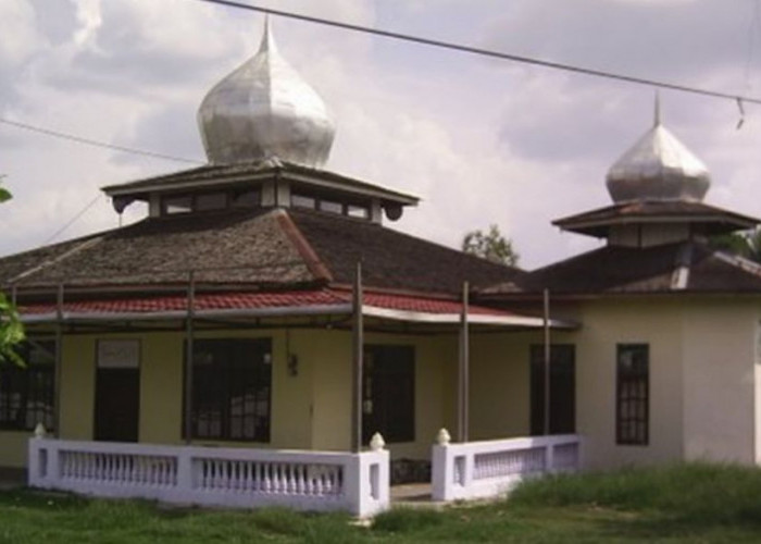 Masjid Al Mujahidin, Masjid Tua Menyimpan Kisah Perjuangan Rakyat Bengkulu