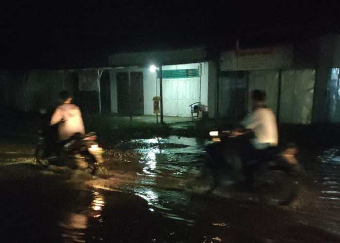 Akibat Gorong-gorong Jalinbar Jebol, 4 Rumah di Kota Bani Terendam Air