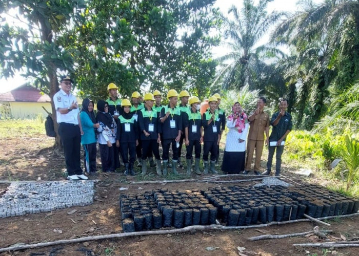 Sukseskan Ketahanan Pangan, Pelajar Pertanian SMKN 09 Bengkulu Utara Jalin Sinergi dengan Pemdes