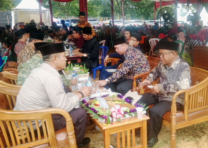 Jelang Ambengan, Ustadz Yusuf Dillah Ajak Masyarakat Menjaga Budaya Baik