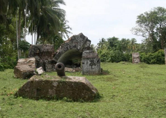 Sejarah dan Mitos Benteng Anna, Wisata Peninggalan Kolonial Inggris di Mukomuko