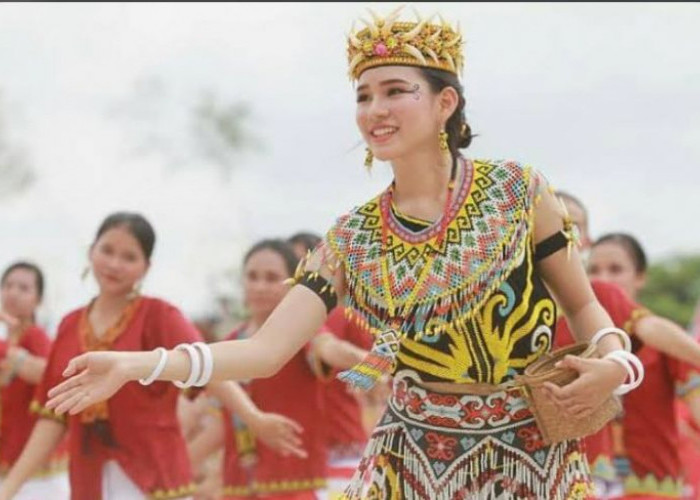 Sejarah Batimung, Rahasia Cantik dan Wangi Wanita Kalimantan, Membuat Kulitmu Glowing Bercahaya