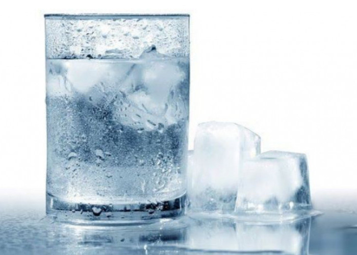 Apakah Benar Terlalu Sering Minum Es atau Air Dingin Bisa Sebabkan Flu? Begini Penjelasannya