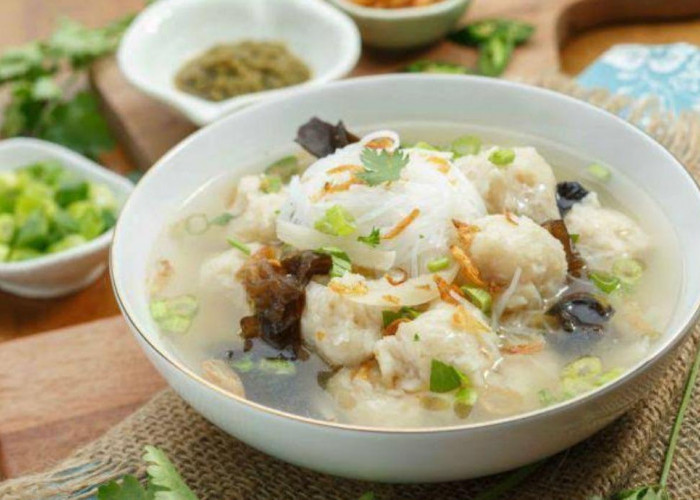 Resep Pentol Tekwan yang Renyah dan Anti Ngembang Lengkap dengan Kuah Gurihnya