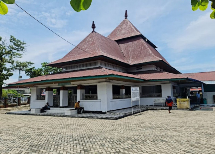 Keunikan Masjid Jamik, Masjid Ikonik di Bengkulu yang Memadukan Arsitektur Melayu dan Tiongkok