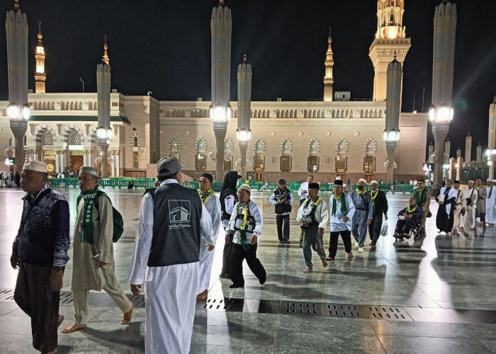 Langgar Aturan di Masjid Nabawi, J3eaah Indonesia Diamankan Askar, Untungnya Bisa Bebas Lagi