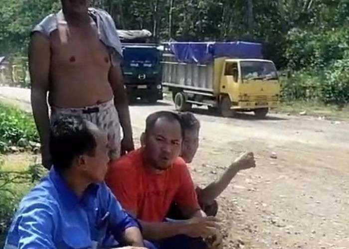 Viral! Aksi Pungli Diduga Kembali Terjadi di Eks Jalinbar Via Urai-Batiknau, Sopir Truk Minta Perlindungan