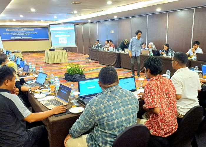 Pelatihan Cek Fakta  31 Media Kawasan Indonesia Timur, Kerja Cek Fakta Perlu Meluaskan Distribusi ke Medsos