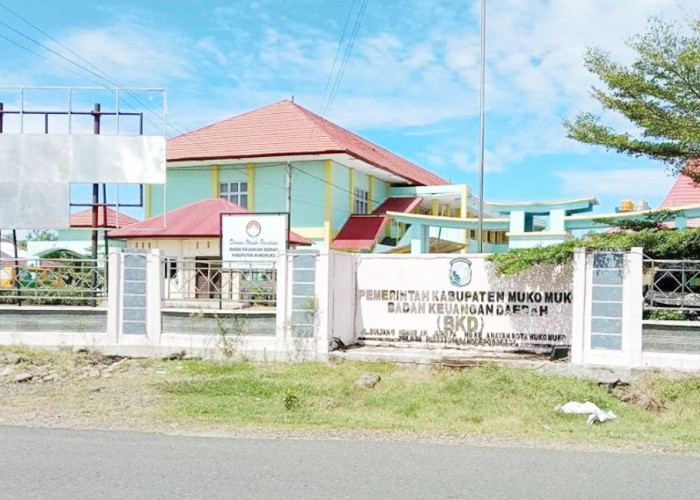 Lelang Ulang Kendaraan Dinas Mukomuko Tunggu Kesiapan KPKNL