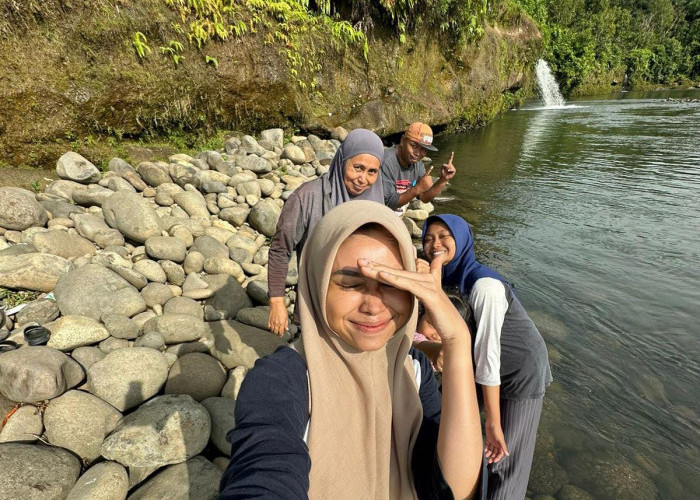 Berenang Sambil Piknik di Sungai Senali Arga Makmur, Alamnya Masih Asri!