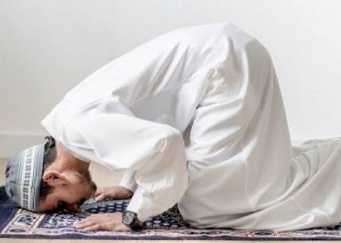 Hafalkan! Ini 3 Pilihan Doa Ketika Sujud Terakhir dalam Shalat yang Dijamin Makbul