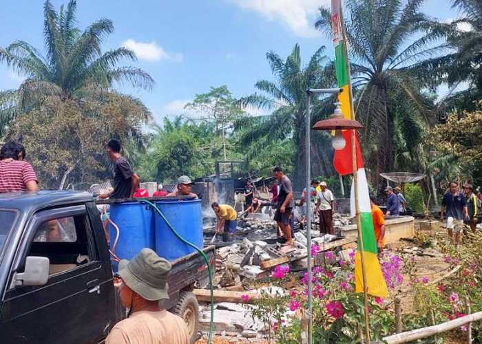 Rumah Warga Bukit Harapan Habis Dilalap Api, Nenek dan Cucu Selamat