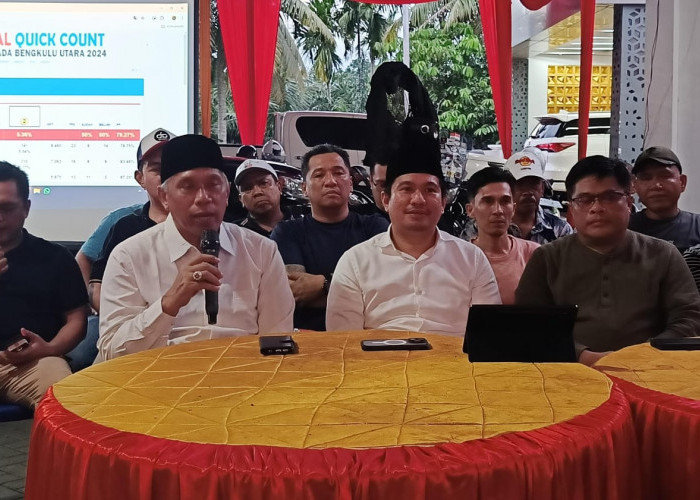 Setelah Klaim Kemenangan, Tim Pemenangan Arie - Sumarno Minta Para Pendukung Kawal Hingga Pleno KPU