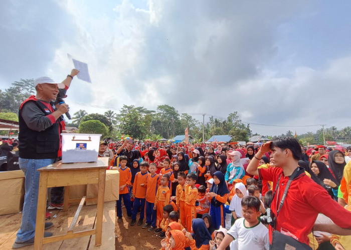 Banjir Doorprize, Pemkab Bengkulu Utara Gelar Senam Senam Sehat Bersama Ribuan Masyarakat Padang Jaya