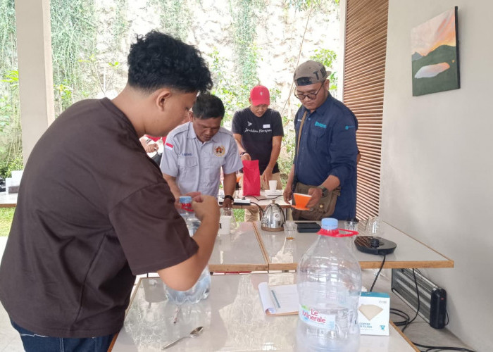 Kenalkan Hilirisasi Kopi, BI Ajak Wartawan Pelatihan Barista