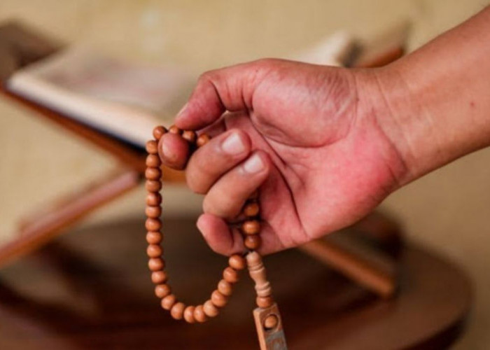  Seumur Hidup Jangan Pernah Tinggal Amalan Ini Setelah Sholat