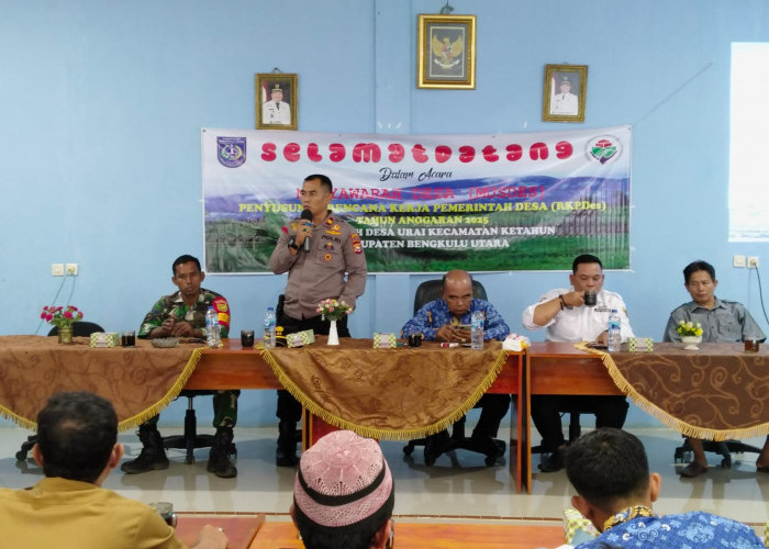 Hadiri Musyawarah RKPDes di Desa Urai, Kapolsek Ketahun: Laksanakan Pembangunan Fisik Sesuai Aturan