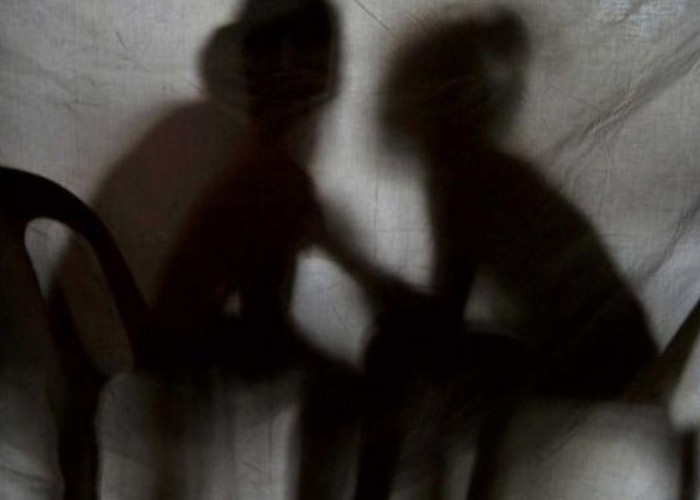 Diduga Pacari Siswi SMK & Kepergok Warga Saat Malam Hari, Oknum Kades Dipolisikan