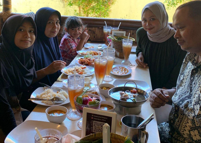 Restoran Kampung Kecil, Tempat Makan ala Pedesaan Favorit Warga Bengkulu