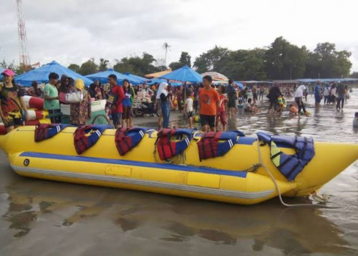 Liburan Makin Seru di Pantai Jakat Bengkulu, Bisa Naik Jet Ski hingga Banana Boat