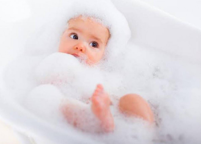 Jangan Salah Pilih, Ini Perbedaan Sabun Bayi, Anak dan Orang Dewasa 