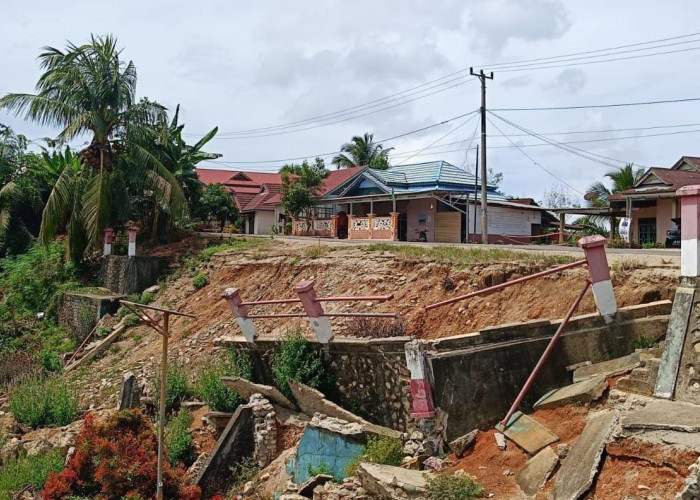 Tak Direspon, Pemdes Lubuk Mindai Akan Gunakan Dana Desa Tangani Fasum yang Rusak Akibat Dampak Bencana Alam