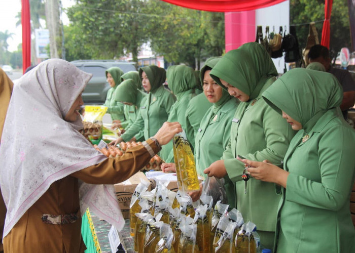 HUT TNI ke-81, Kodim 0423 Bengkulu Utara Hadirkan Sembako Murah