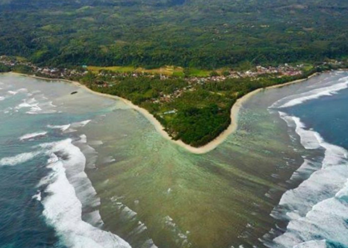 Pantai Ini dijuluki Surganya Pantai di Kabupaten Kaur, Cuma Berjarak 7 Jam Perjalanan dari Kota Bengkulu