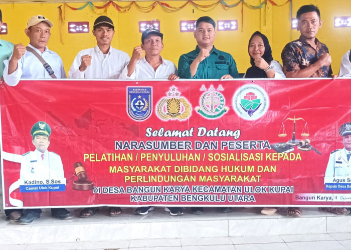 Kejari Bengkulu Utara Beri Penyuluhan Hukum ke Parades dan BPD Bangun Karya