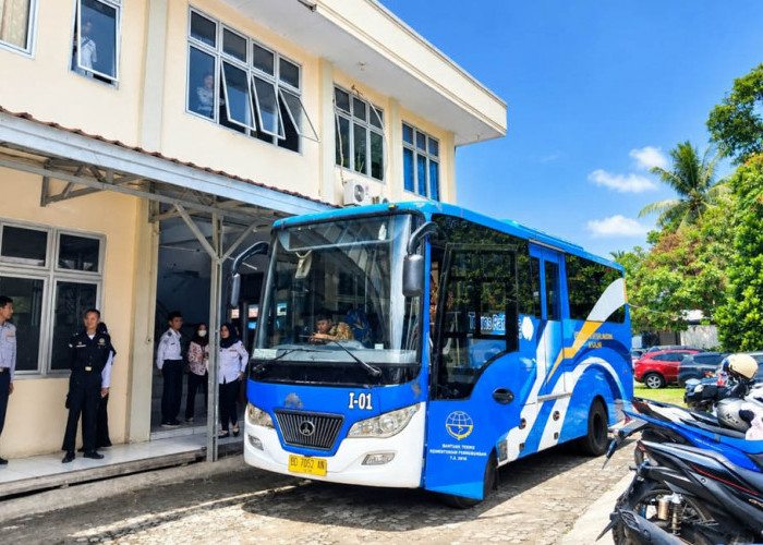 Pemprov Bengkulu Pinjamkan BRT, Mahasiswa UMB Punya Moda Transportasi Layak