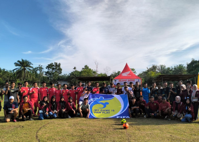 Pemdes Kota Bani Sambut Mahasiswa KKN UMB dan Resmi Buka Open Turnamen Futsal se-Ketrina 2023