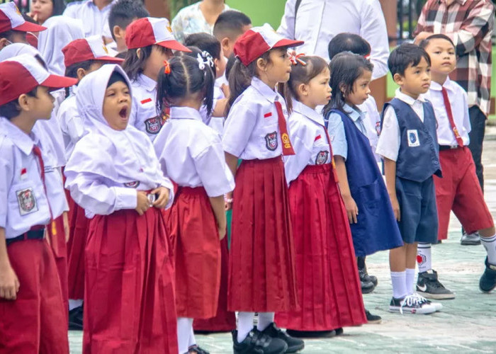 13 Juli, Tahun Ajaran Baru Dimulai: MPLS 5 Hari Jadi Momen Adaptasi Siswa