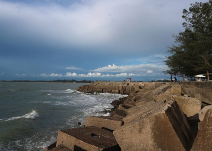 Beda dari Pantai Lain, Ini Spot Melihat Sunset di Pantai Batu Tahu Kota Bengkulu