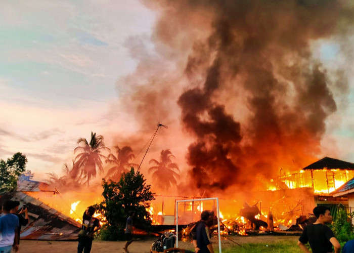 Kerugian Ditaksir Rp3 Miliar, Dinsos Bengkulu Utara Akan Bangun Tenda Pengungsian Korban Kebakaran