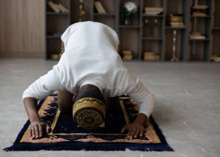 Pengertian, Tata Cara dan Niat Sujud Tilawah Sesuai Syariat Islam